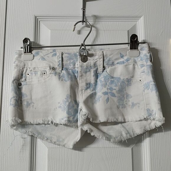 American Eagle fray hem white baby blue floral print jean short shorts Sz 00 - Picture 1 of 6